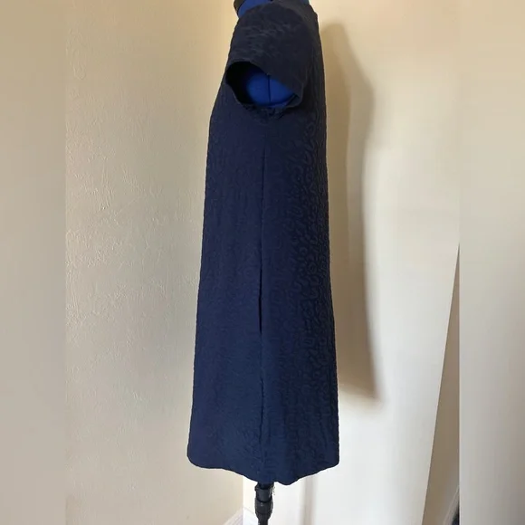 J Mclaughlin Swing Dress Mini Wave Bubble
Jacquard - Picture 4 of 8